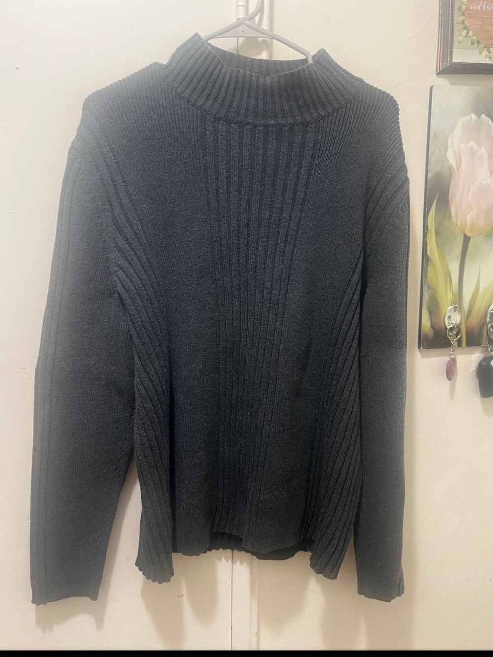 Express Classic Black Ribbed Mock Neck largw Sweater